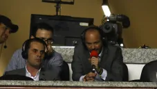 Luis García y Christian Martinoli durante una transmisión