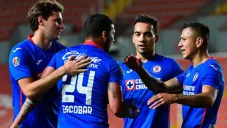 Jugadores de La Máquina festejan gol