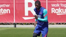 Ousmane Dembélé durante un entrenamiento con el Barcelona