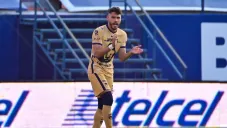 Nicolás Freire durante un partido con Pumas