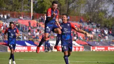 Pavel Pérez festeja su anotación contra Cimarrones