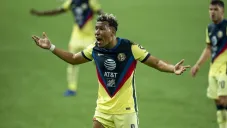 Martínez reclama una jugada