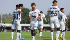 Pumas celebra una de sus anotaciones ante América