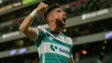 Fernando Gorriarán en acción con Santos