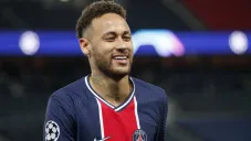Neymar previo a un duelo con el PSG
