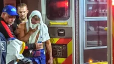 Saunders fue trasladado a en ambulancia