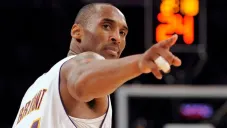 Kobe Bryant durante un partido con los Lakers