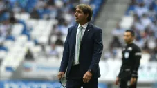 Guillermo Almada en el partido con Santos