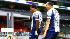 Jugadores del Pachuca celebrando un gol vs América