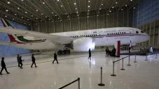 Avión presidencial en presentación