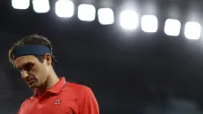 Roger Federer en acción en Roland Garros