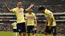 Layún en festejo de gol