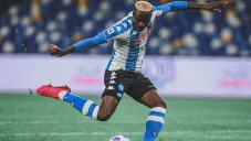 Napoli Víctor Osimhen en acción con el Napoli