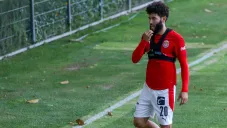 Chino Huerta, en práctica de Chivas