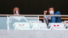 Vucetich y Peláez durante un partido de Chivas