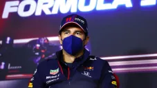Sergio Pérez en una conferencia de prensa