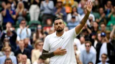Nick Kyrgios sale en la tercera ronda de Wimbledon
