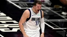 Luka Doncic en un partido de los Mavericks