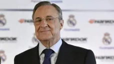Florentino durante una conferencia