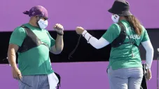 Alejandra Valencia y Luis Álvarez en festejo