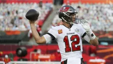 Tom Brady durante un partido con Bucs