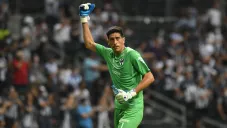 Esteban Andrada en acción con Rayados