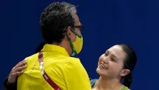 Chava Sobrino junto a Melissa Wu