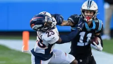 Robby Anderson en acción frente a los Broncos