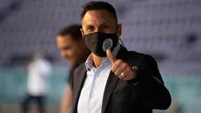 Chaco Giménez dirigiendo al Cancún FC