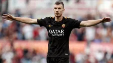 Edin Dzekoen festejo con la Roma