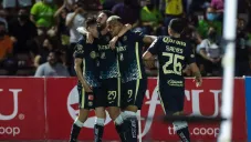 Jugadores del América celebran gol vs Juárez