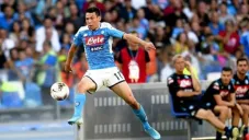 Chucky Lozano jugando con Napoli