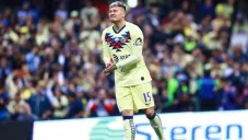 Nico Castillo en acción con América