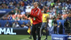 El Tata Martino en un partido con el Tri