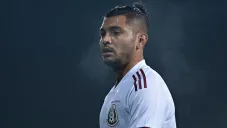 Tecatito Corona en acción con México