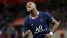 Kylian Mbappé durante un partido con el PSG