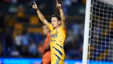 Florian Thauvin en festejo con Tigres