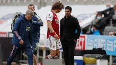 David Luiz sale de cambio en juego del Arsenal
