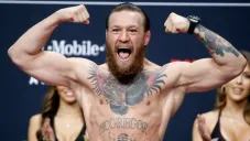 Conor McGregor en un pesaje