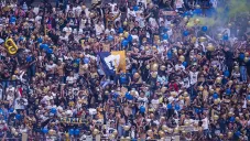 Aficionados de los Pumas en partido ante América