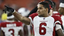 James Conner festeja la victoria sobre Browns