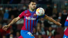 Sergio Agüero durante su debut con el Barcelona