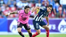 Erick Aguirre durante un partido con Rayados