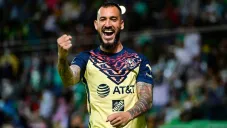 Emmanuel Aguilera celebrando un gol con América