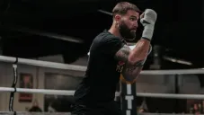 Caleb Plant durante un entrenamiento
