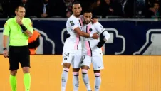 Neymar en festejo con PSG