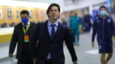 Solari en un partido con América