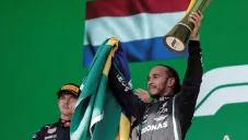 F1: Pelé celebró &quot;actuación maravillosa&quot; de Lewis Hamilton en GP de Brasil