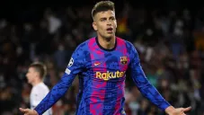 Gerard Piqué festeja un gol con el Barcelona