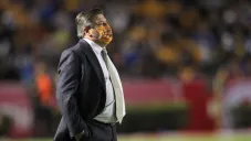 Miguel Herrera durante un partido con Tigres